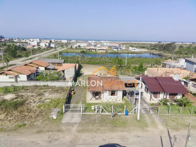 Imagem: Casa À Venda com 2 Dormitórios, na Praia