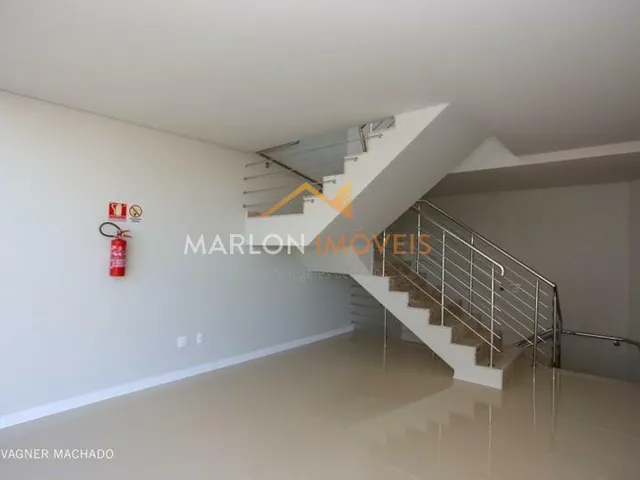 Imagem 4: Loja / Sala Comercial no Centro de Torres, Próximo de Tudo em Estilo Inglês!