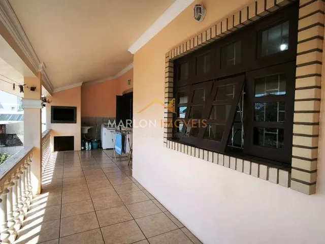 Imagem 8: Prédio comercial com residência e 3 salas comerciais