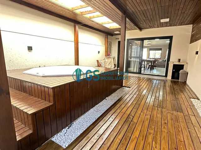 Imagem 8: Sobrado de alto padrão com 3 quartos e 1 suíte a 30 metros do mar na Praia do Sonho