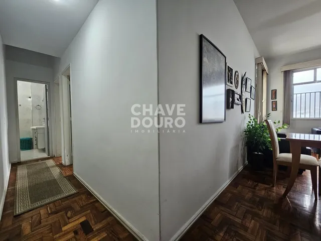 Imagem 3: Apartamento 2 Quartos e 1 Quarto de Serviço à venda no Alto
