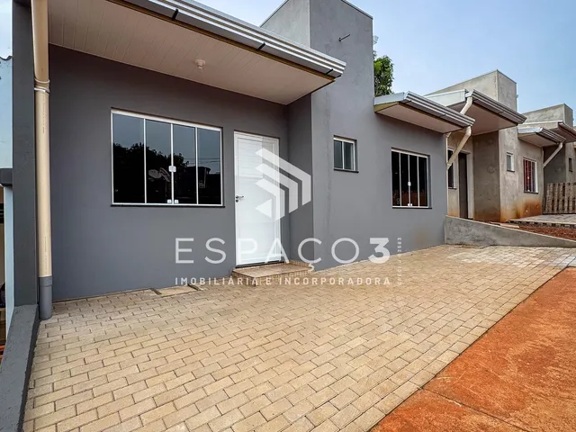 Imagem: Residência com 02 Quartos, Sala e Cozinha