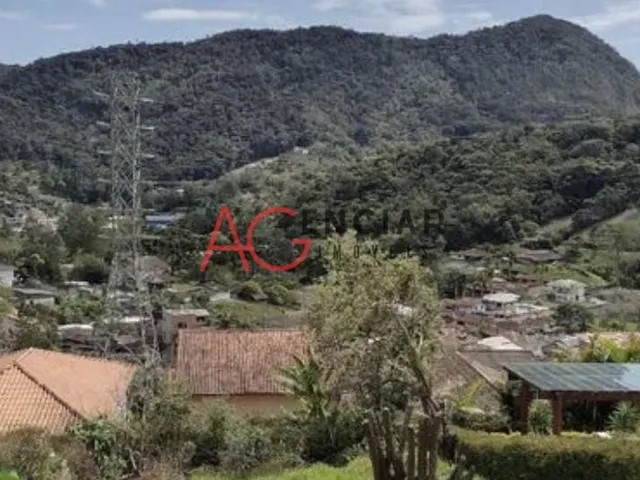 Imagem: O terreno possui 340m² de Área e está localizado em Albuquerque