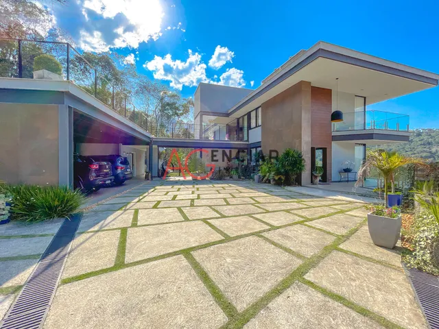 Imagem: Casa Contemporânea no Vale dos Eucaliptos