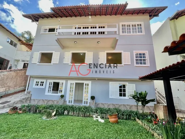 Imagem: Casa à venda no bairro Golfe - Teresópolis/RJ