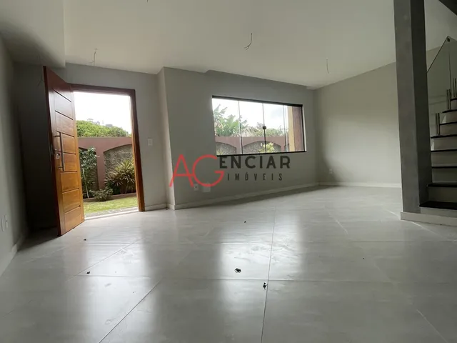 Imagem 8: Excelente Casa Duplex à Venda