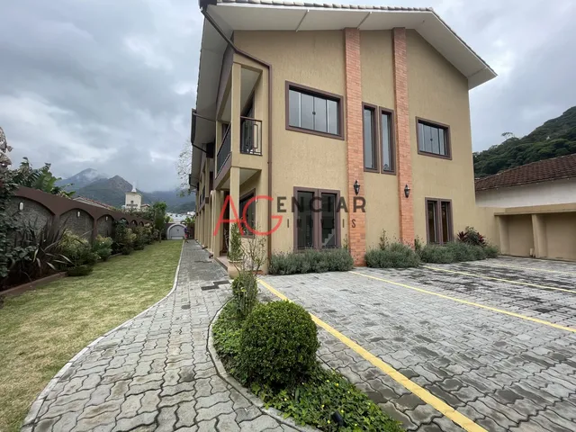 Imagem 9: Excelente Casa Duplex à Venda