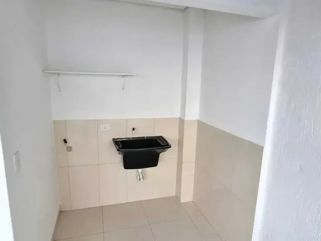 Imagem 12: Casa com 2 Dormitórios Sendo 2 Suítes e 1 Vaga de Garagem em Florianópolis/Sc
