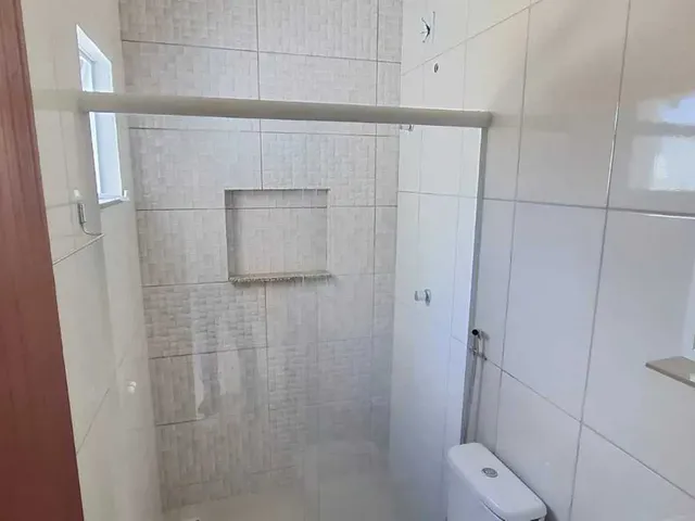 Imagem 7: Casa com 2 Dormitórios Sendo 2 Suítes e 1 Vaga de Garagem em Florianópolis/Sc