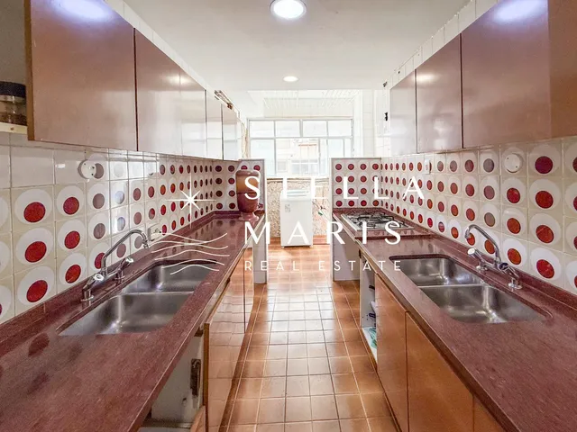 Imagem 13: Leblon, Apartamento com Vista Lateral para o Mar, 198 M2, 4 Quartos e 2 Vagas À Venda Em