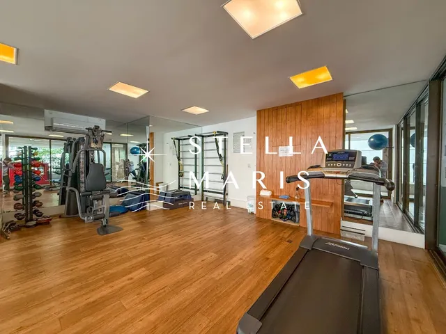 Imagem 4: Leblon, Apartamento com Vista Lateral para o Mar, 198 M2, 4 Quartos e 2 Vagas À Venda Em