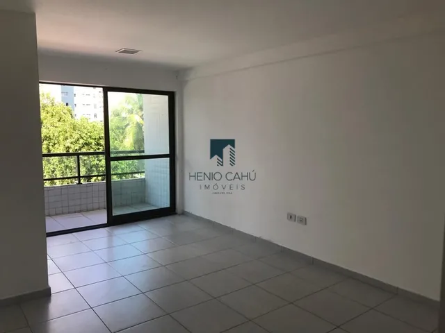 Imagem: O apartamento possui 2 Dormitórios, 1 Suíte, 2 Banheiros