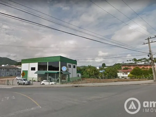 Imagem 5: Galpão Frente com a Rodovia Antonio Heil