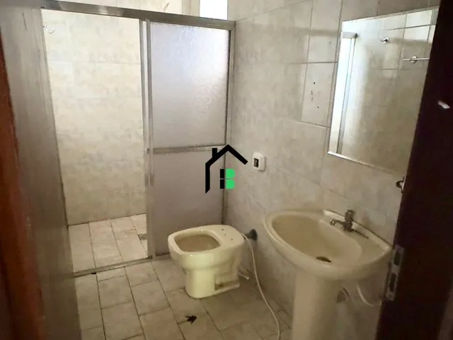 Imagem 10: Casa comercial no centro, 3 quartos, 2 salas, 2 vagas de garagem