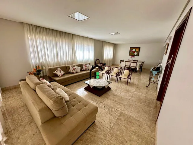Imagem: O apartamento possui 5 Dormitórios, 4 Suítes, 6