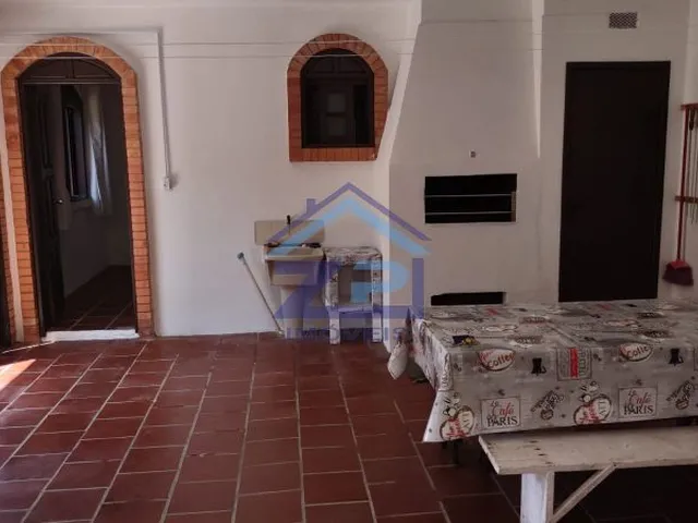 Imagem 10: Casa à venda no centro a 100 metros do mar - 04 dormitórios