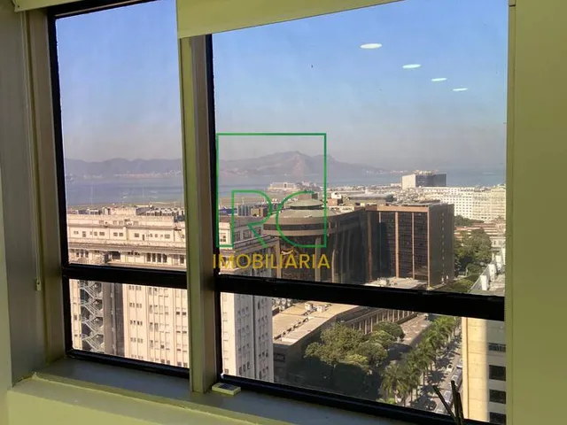 Imagem 2: Sala comercial, no Edifício Cândido Mendes, em Rio de Janeiro, Centro, 42m²