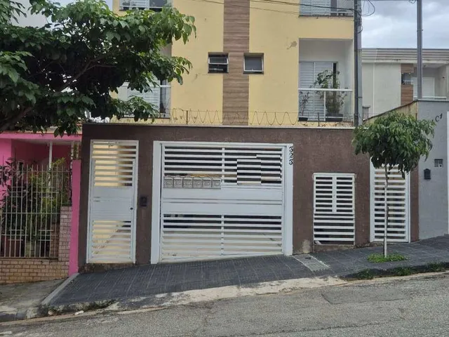Imagem: A casa possui 2 Dormitórios, 1 Suíte, 3 Banheiros, 2