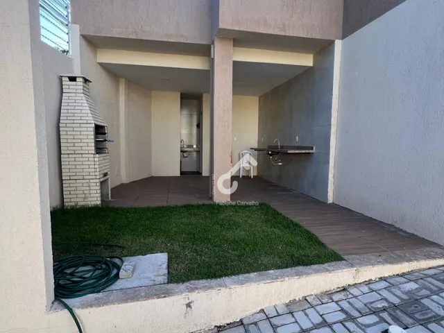 Imagem 3: IPITANGA, Lauro de Freitas. Duplex compostos de 3 quartos sendo 1 suíte. Área