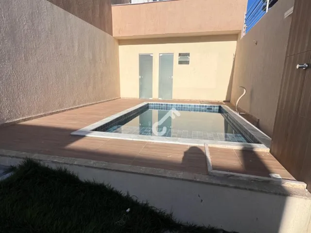 Imagem 4: IPITANGA, Lauro de Freitas. Duplex compostos de 3 quartos sendo 1 suíte. Área