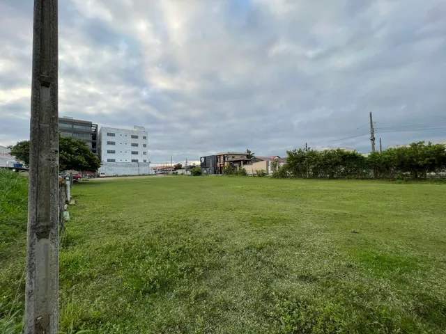 Imagem: AMPLO TERRENO COM 3.638,87 M² NO CENTRO