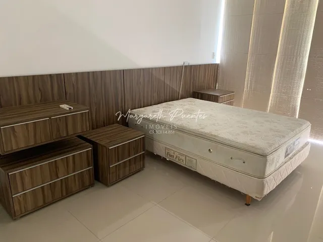 Imagem 8: Casa Espetacular, 4 suítes, mais Home e salão de jogos, piscina com raia, campinho