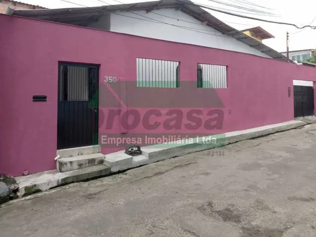 Imagem: A casa possui 2 Dormitórios, 1 Suíte, 1 Banheiro, 2 Vagas