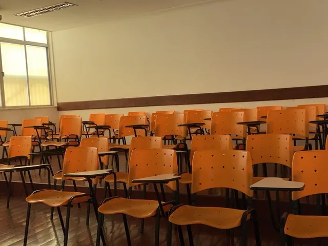 Imagem 4: SALA - BELÉM Sala comercial com 2 banheiros