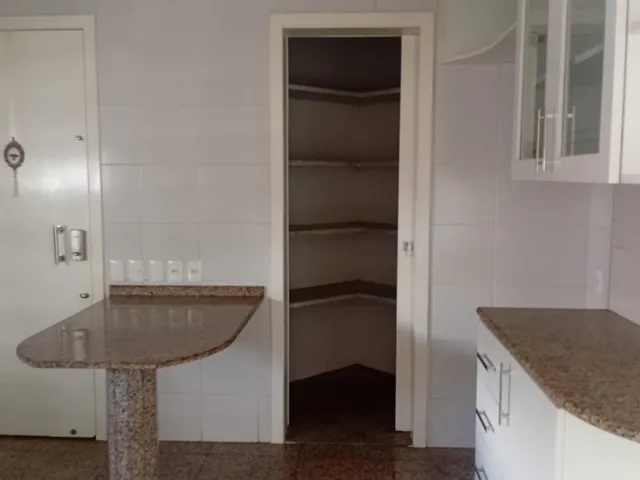 Imagem 9: Apartamento a venda no Meireles com 3 suites 4 vagas vista mar
