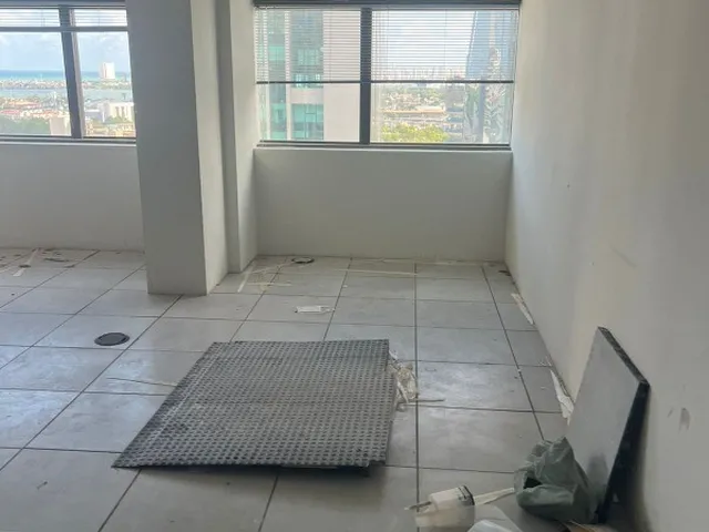 Imagem 8: Venda ou Locação de Sala Comercial na Ilha do Leite, Recife-PE: 5 Salas, 6 Vagas e
