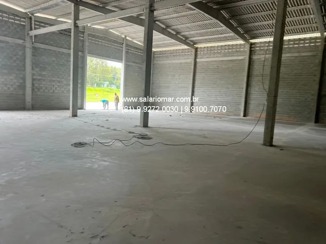Imagem 3: Galpão Comercial para Locação em Moreno-PE: 1 Sala, 3 Banheiros, 5 Vagas de Garagem e