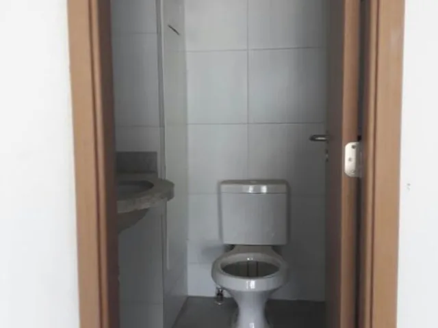 Imagem 4: Sala Comercial no Empresarial Rio Mar Trade Center: Venda Ou Locação no Pina, Recife-Pe - 1 Banheiro, 1 Vaga, 48M²