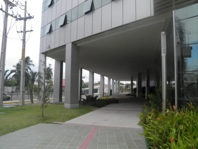 Imagem 11: Sala Comercial de Alto Padrão no Pina, Recife-PE - 220m², 2 vagas de garagem