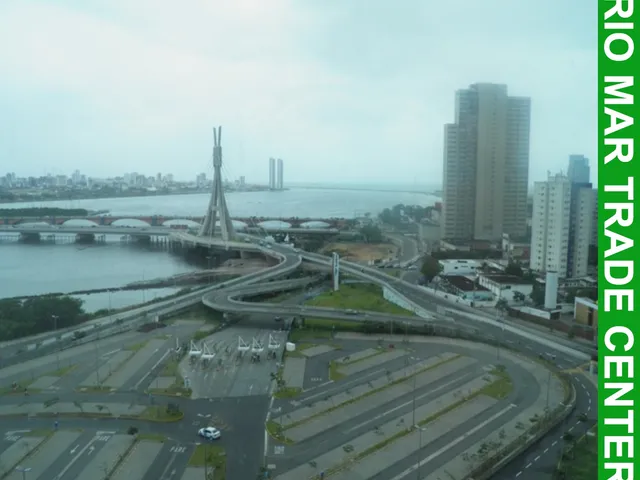 Imagem: Sala comercial no Empresarial Rio Mar Trade