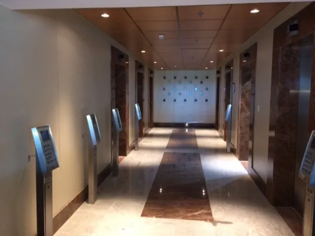 Imagem 5: Sala Comercial de Alto Padrão no Empresarial Rio Mar Trade Center - Venda ou Locação