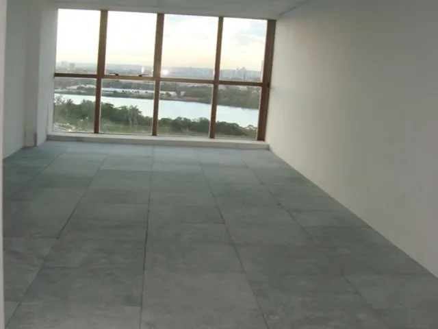 Imagem 10: Sala Comercial de Alto Padrão no Empresarial Rio Mar Trade Center, no Pina, Recife-PE: 1