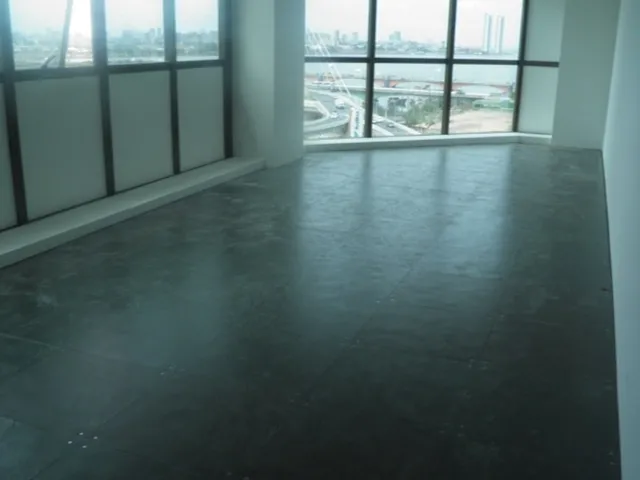 Imagem 11: Sala Comercial de Luxo no Empresarial Rio Mar Trade Center, 42,80m², 1 Vaga de Garagem