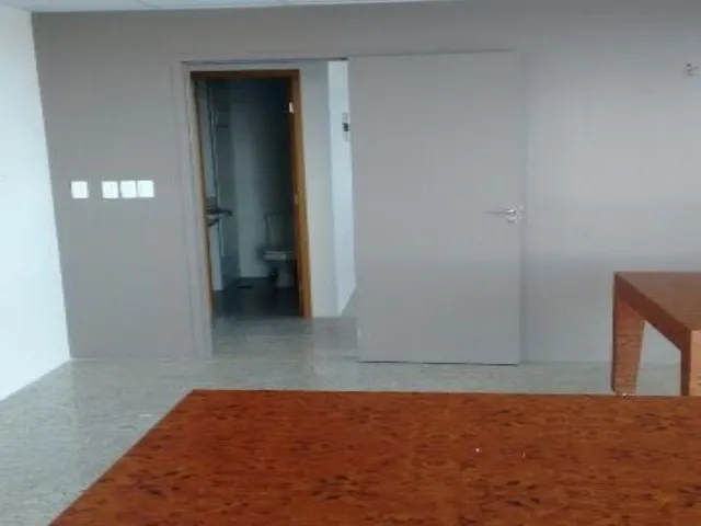 Imagem 5: Sala Comercial à Venda ou Locação no Pina, Recife-PE: 1 Sala, 1 Banheiro, 1 Vaga