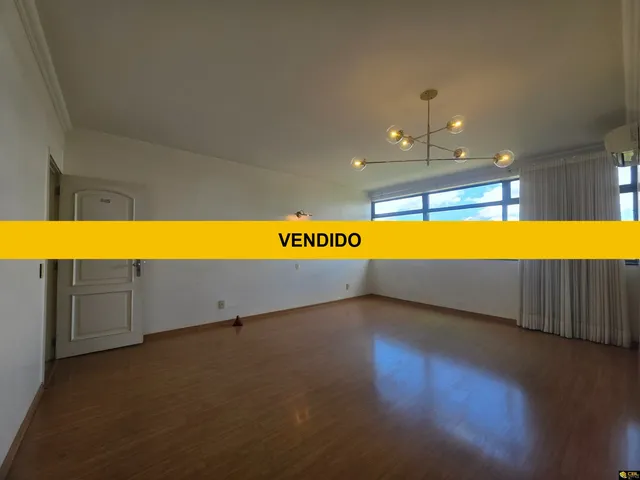 Imagem: O apartamento possui 3 Dormitórios, 1 Suíte, 3 Banheiros