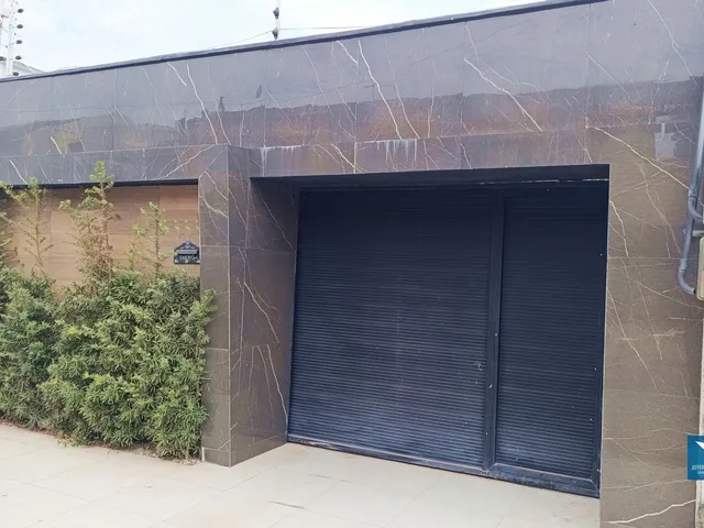 Imagem 9: Casa Plana Solta com Móveis Projetados e Deck com Churrasqueira em Eusébio, Porteira
