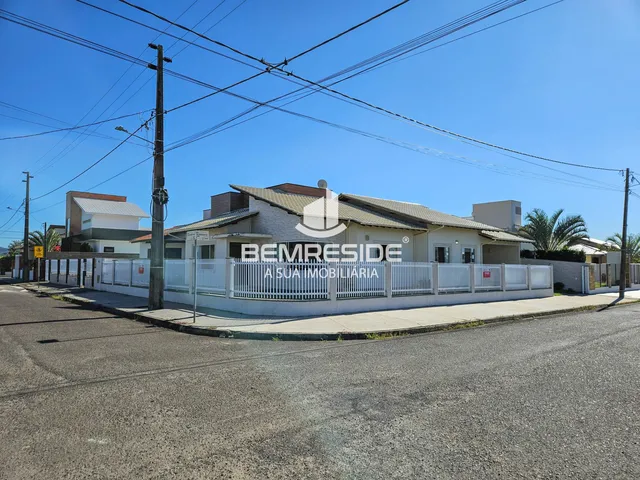 Imagem: Casa de Laje com Suíte e Banheira de Hidromassagem