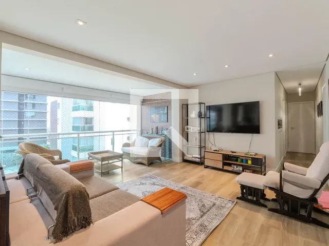 Imagem: O apartamento possui 3 Dormitórios, 1 Suíte, 4 Banheiros,