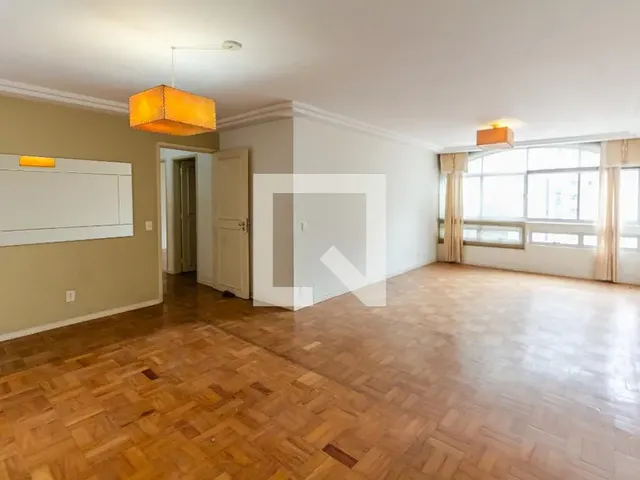Imagem: O apartamento possui 3 Dormitórios, 1 Suíte, 2 Banheiros,