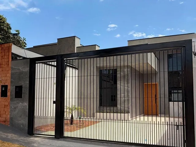 Imagem: Casa 03 Dorm. Em Jardim Paris - Maringá