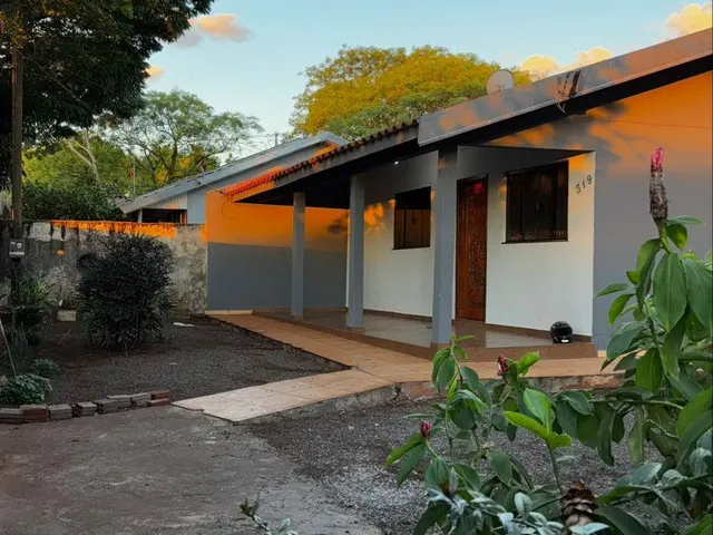 Imagem 12: Maringá: Casa de 3 Quartos com Edícula nos Fundos em Terreno Inteiro (360m²