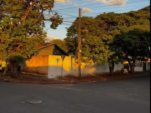 Imagem 6: Maringá: Casa de 3 Quartos com Edícula nos Fundos em Terreno Inteiro (360m²