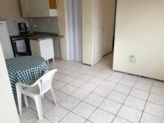Imagem: Apartamento mobiliado de 1 suíte por trás