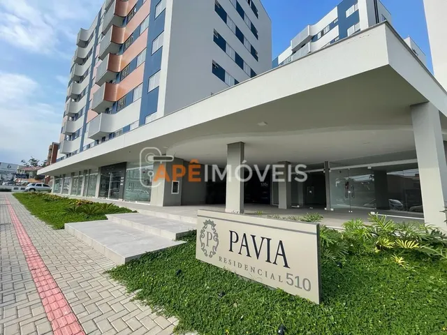 Imagem: O apartamento possui 5 Dormitórios, 1 Suíte, 1 Banheiro,