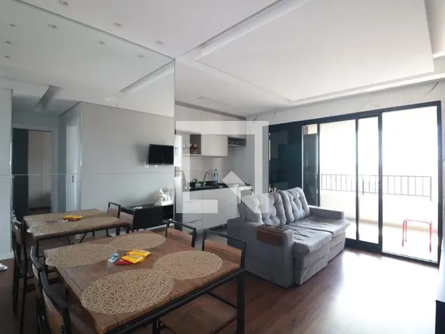 Imagem: O apartamento possui 2 Dormitórios, 1 Suíte, 2 Banheiros,