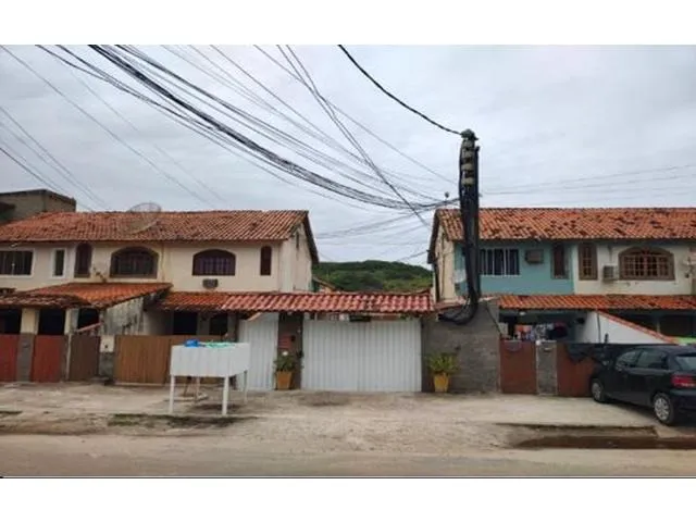Imagem: A casa em condomínio possui 2 Dormitórios, 2 Banheiros, 1